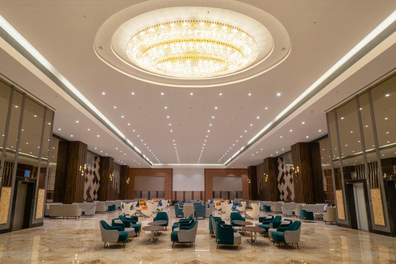 Hotel Tip Top International Pune Pimpri-Chinchwad ภายนอก รูปภาพ