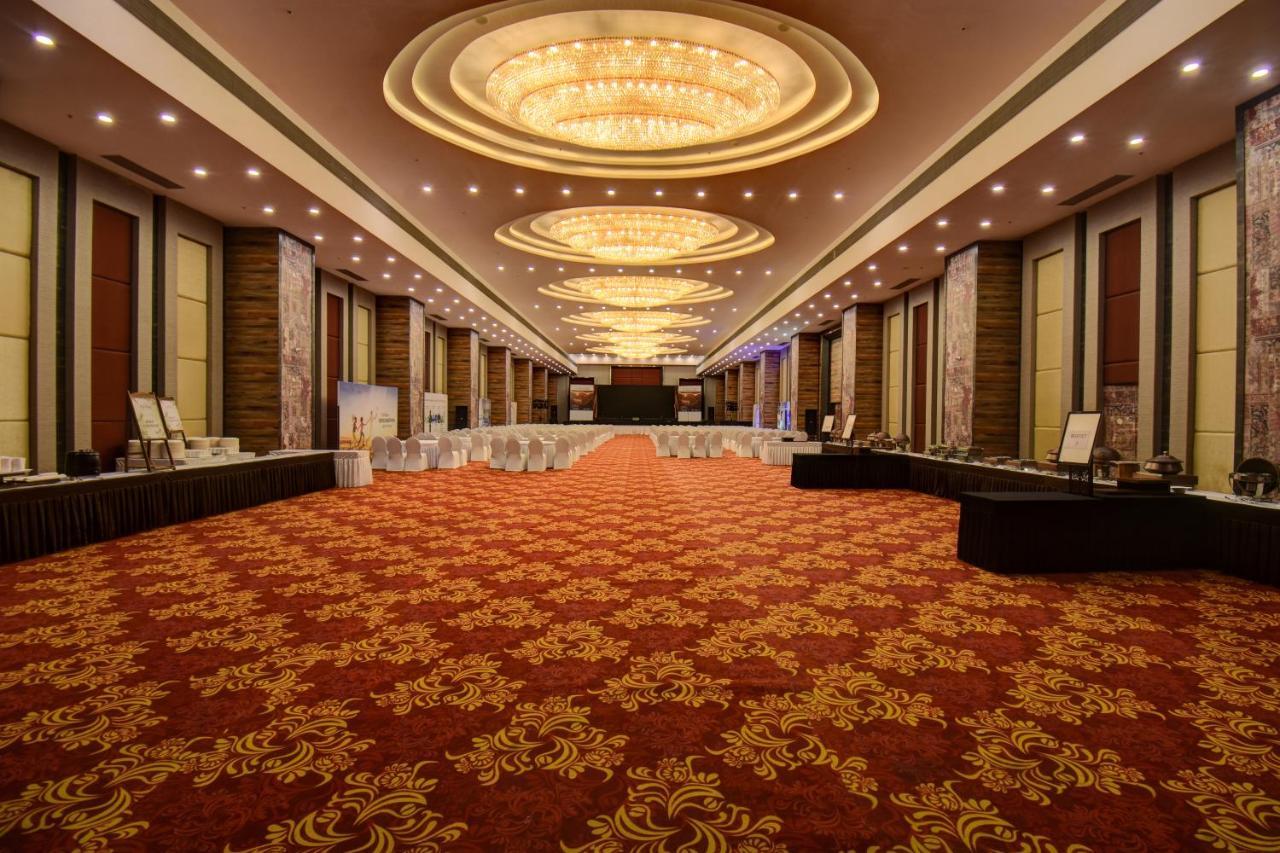 Hotel Tip Top International Pune Pimpri-Chinchwad ภายนอก รูปภาพ