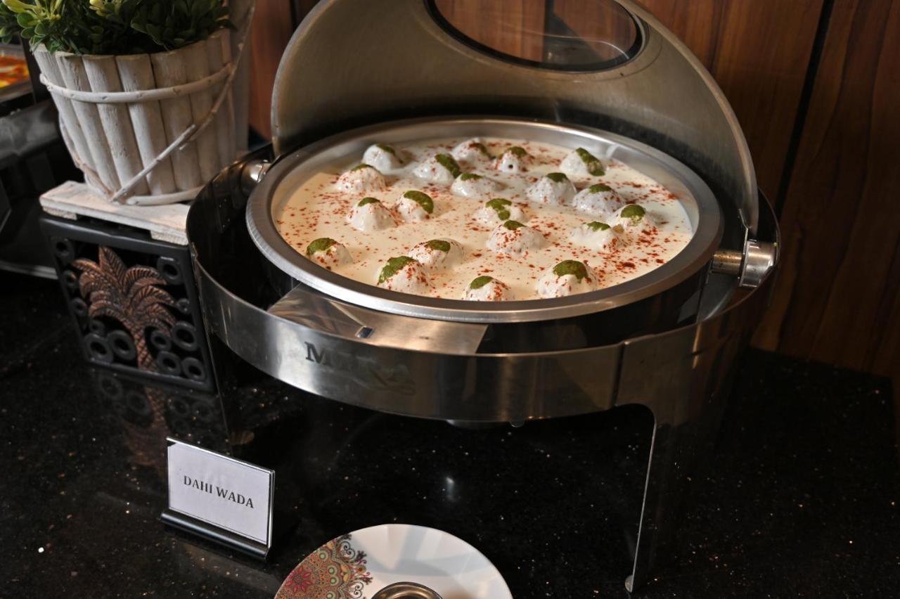 Hotel Tip Top International Pune Pimpri-Chinchwad ภายนอก รูปภาพ