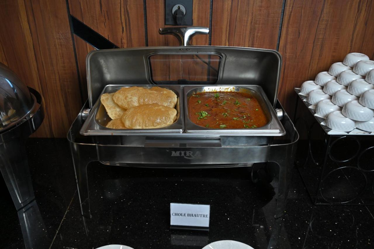 Hotel Tip Top International Pune Pimpri-Chinchwad ภายนอก รูปภาพ